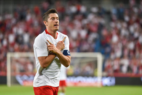 Lewandowski: Dobrze zaczęliśmy, ale potem popełniliśmy proste błędy w ustawieniu Lewandowski: Dobrze zaczęliśmy, ale potem popełniliśmy proste błędy w ustawieniu