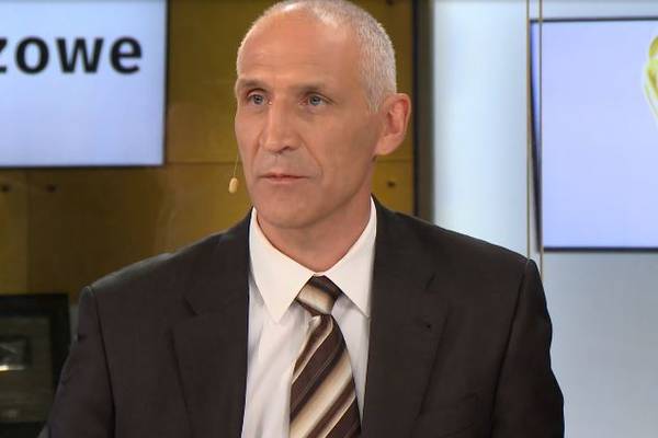 Maciej Szczęsny oskarża Jerzego Brzęczka o korupcję w sprawie Recy. "Ten fakt obrasta grzybem" [WIDEO]