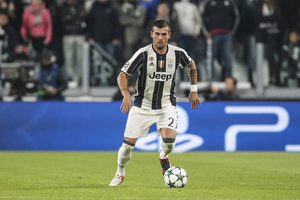 Agent potwierdził transfer. Sporting wypożyczy pomocnika Juventusu Agent potwierdził transfer. Sporting wypożyczy pomocnika Juventusu