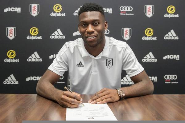 Timothy Fosu-Mensah trafił na wypożyczenie do Fulham Timothy Fosu-Mensah trafił na wypożyczenie do Fulham