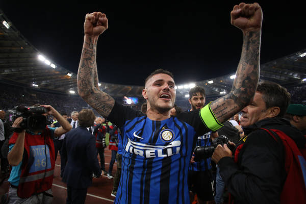 Mauro Icardi zostaje w Interze Mediolan. Został zgłoszony do rozgrywek i dostał nowy numer Mauro Icardi zostaje w Interze Mediolan. Został zgłoszony do rozgrywek i dostał nowy numer