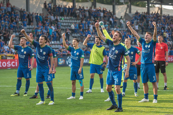 Miedź Legnica lepsza od Cracovii Miedź Legnica lepsza od Cracovii