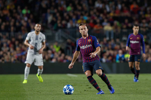 Xavi: Kiedy patrzę na Arthura, widzę siebie. Ma olbrzymi potencjał Xavi: Kiedy patrzę na Arthura, widzę siebie. Ma olbrzymi potencjał