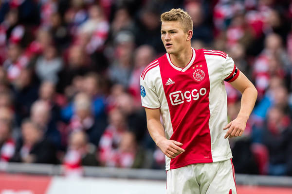 Matthijs De Ligt bardzo blisko nowego klubu. Nie jest to FC Barcelona! Matthijs De Ligt bardzo blisko nowego klubu. Nie jest to FC Barcelona!