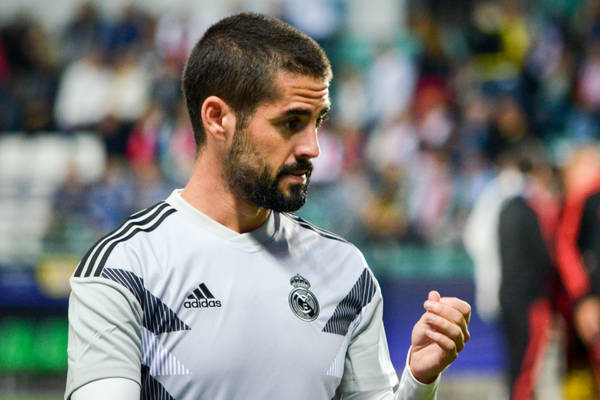 Sergio Ramos mówi wprost o trudnych relacjach pomiędzy Solarim a Isco. Jeden z klubów zamierza z tego skorzystać Sergio Ramos mówi wprost o trudnych relacjach pomiędzy Solarim a Isco. Jeden z klubów zamierza z tego skorzystać