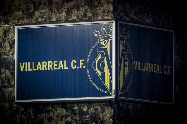 Pomocnik przechodzi z Leicester City do Villarreal CF Pomocnik przechodzi z Leicester City do Villarreal CF