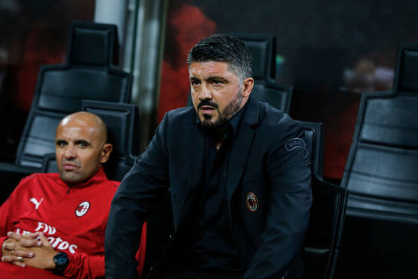 Cutrone nie odpuszcza rywalizacji z Piątkiem. "Dwa razy w tygodniu pracuje indywidualnie. Ma w sobie ogień" Cutrone nie odpuszcza rywalizacji z Piątkiem. "Dwa razy w tygodniu pracuje indywidualnie. Ma w sobie ogień"