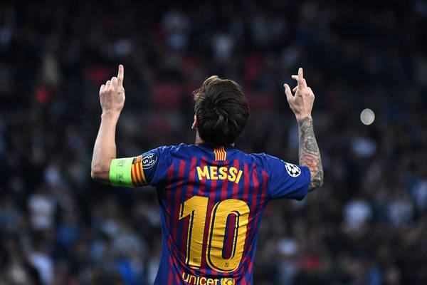 FC Barcelona wyprzedziła Real Madryt w historycznej tabeli. "Królewscy" przewodzili jej od 1963 r. FC Barcelona wyprzedziła Real Madryt w historycznej tabeli. "Królewscy" przewodzili jej od 1963 r.