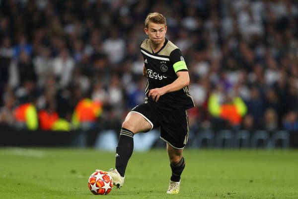 Matthijs de Ligt zaskoczy wszystkich? "Mogę zostać w Ajaksie Amsterdam" Matthijs de Ligt zaskoczy wszystkich? "Mogę zostać w Ajaksie Amsterdam"