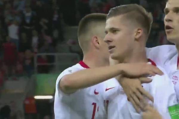 "Nie dziwi, że kończymy mundial na 1/8 finału" - Twitter reaguje na porażkę Polski z Włochami "Nie dziwi, że kończymy mundial na 1/8 finału" - Twitter reaguje na porażkę Polski z Włochami