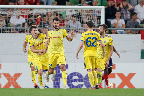 Liga białoruska nie zamierza przerywać rozgrywek. "Futbol może pomóc w trudnych czasach" Liga białoruska nie zamierza przerywać rozgrywek. "Futbol może pomóc w trudnych czasach"