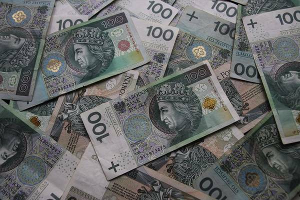 Cashback - dowiedz się czym jest i sprawdź, który bukmacher oferuje cashback Cashback - dowiedz się czym jest i sprawdź, który bukmacher oferuje cashback
