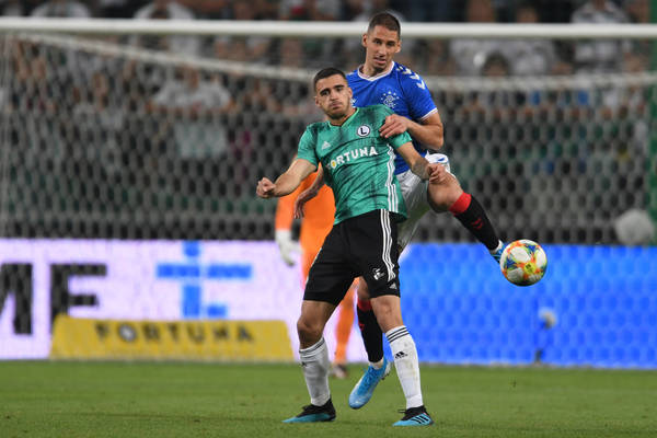 Legia Warszawa łata dziurę w budżecie. Trwają rozmowy w sprawie sprzedaży Sandro Kulenovicia Legia Warszawa łata dziurę w budżecie. Trwają rozmowy w sprawie sprzedaży Sandro Kulenovicia