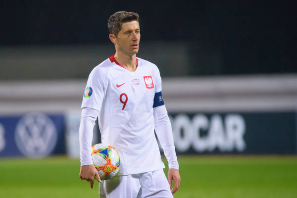 Reprezentacja Polski może znaleźć się w pierwszym koszyku na Euro 2020. Wciąż jest o co grać Reprezentacja Polski może znaleźć się w pierwszym koszyku na Euro 2020. Wciąż jest o co grać
