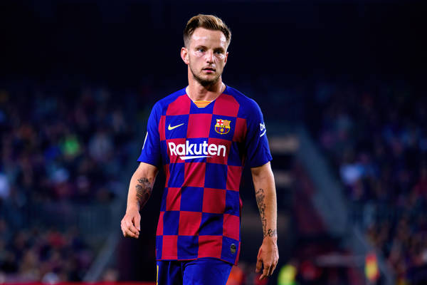 Kadrowa rewolucja w FC Barcelonie rozpoczęta! Ivan Rakitić przechodzi testy medyczne Kadrowa rewolucja w FC Barcelonie rozpoczęta! Ivan Rakitić przechodzi testy medyczne