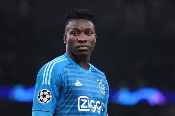 Borussia szuka nowego bramkarza. Chcą pozyskać zawodnika Ajaksu Borussia szuka nowego bramkarza. Chcą pozyskać zawodnika Ajaksu