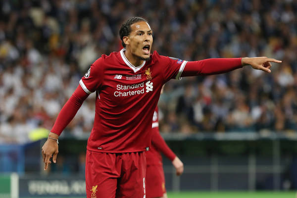 Van Dijk wskazał przyczyny swojego rozwoju. "To pomogło mi zostać piłkarzem, którym jestem dzisiaj" Van Dijk wskazał przyczyny swojego rozwoju. "To pomogło mi zostać piłkarzem, którym jestem dzisiaj"