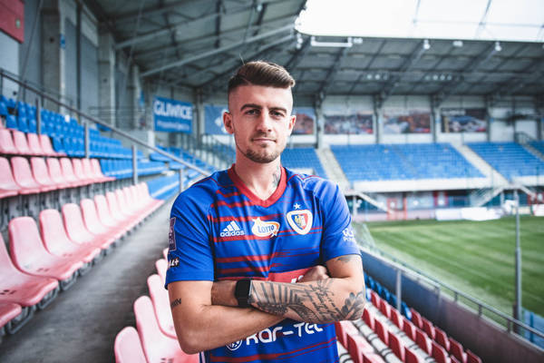Michał Chrapek zadowolony z występów w Piaście Gliwice. "Jestem szczęśliwy, że tu trafiłem" Michał Chrapek zadowolony z występów w Piaście Gliwice. "Jestem szczęśliwy, że tu trafiłem"