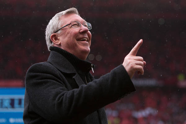 Sir Alex Ferguson oszalał z radości. W euforii... złamał żebro. "Najlepszy moment" [WIDEO]