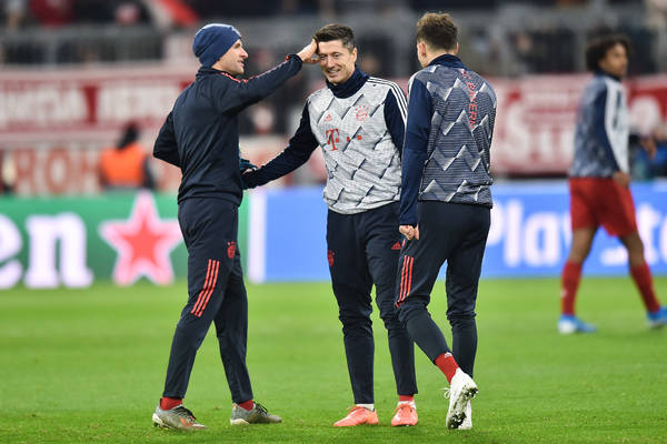 Thomas Mueller pod wrażeniem Roberta Lewandowskiego. "Trudno się przed nim obronić" Thomas Mueller pod wrażeniem Roberta Lewandowskiego. "Trudno się przed nim obronić"