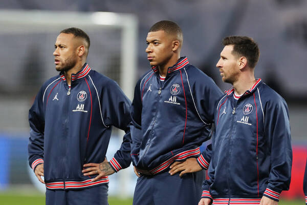 Kylian Mbappe zapytany o Leo Messiego. Tak wygląda relacja między gwiazdami PSG