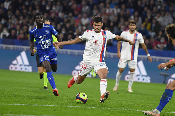 Zwrot ws. transferu Newcastle United. Olympique Lyon wydał bardzo mocne oświadczenie