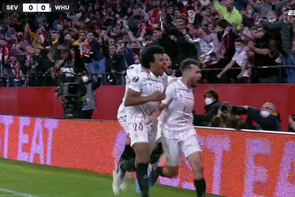 Sevilla lepsza od West Hamu w hicie Ligi Europy. Niespodziewany bohater hiszpańskiej drużyny [WIDEO]