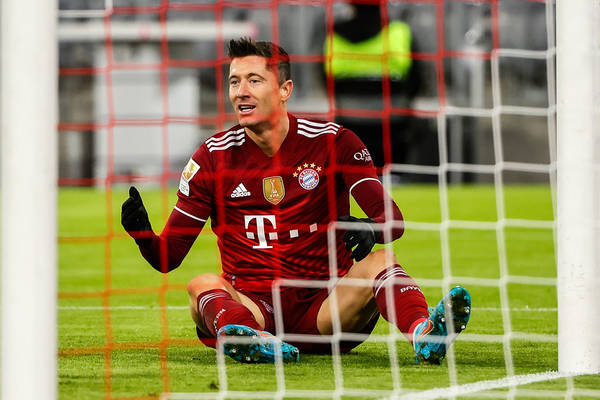 Robert Lewandowski coraz bliżej odejścia z Bayernu Monachium. Nowy klub rozpoczął rozmowy z agentem Polaka