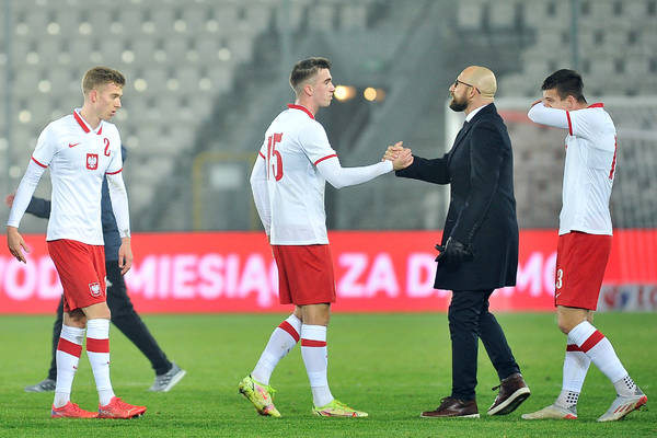 Maciej Stolarczyk rozczarowany porażką z Niemcami. "Futbol jest bezlitosny. Stworzyliśmy więcej okazji"