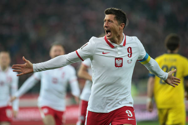 Klinsmann wskazał podobieństwa między Lewandowskim i Haalandem. "Niestety reprezentacja"