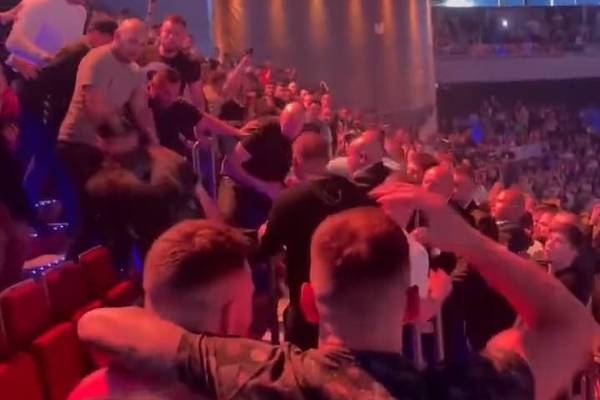Skandal na gali High League. Odwołano ostatnią walkę przez bójki na trybunach [WIDEO]