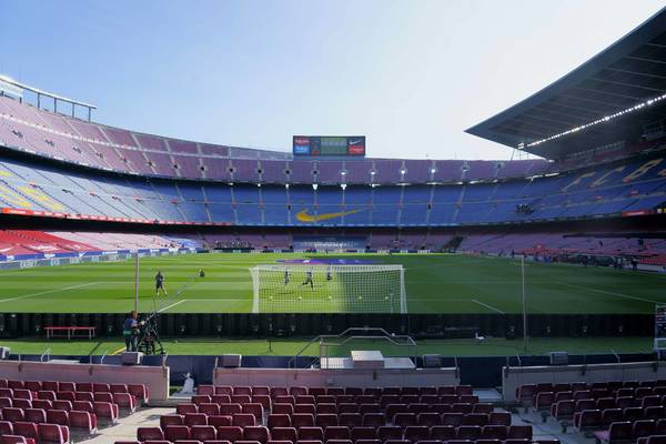 Camp Nou zamienione w... cmentarz? FC Barcelona powraca do zaskakującego pomysłu. Kibice są w szoku