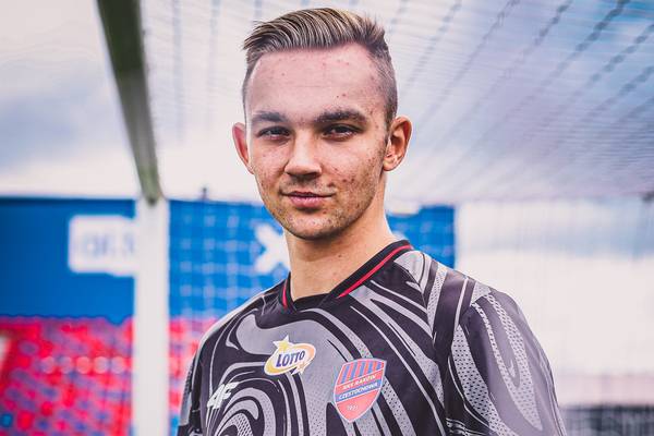 Raków Częstochowa ogłasza nowy transfer, a i tak oberwało się Lechowi Poznań. "Real time marketing" Raków Częstochowa ogłasza nowy transfer, a i tak oberwało się Lechowi Poznań. "Real time marketing"