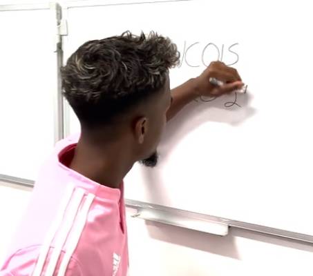 Klub z Premier League wbił szpileczkę FC Barcelonie. Londyńczycy dworują z prezentacji Dembele [WIDEO]