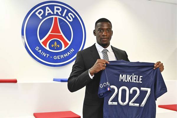 PSG ogłosiło kolejny transfer. Odkupiło swojego byłego piłkarza PSG ogłosiło kolejny transfer. Odkupiło swojego byłego piłkarza