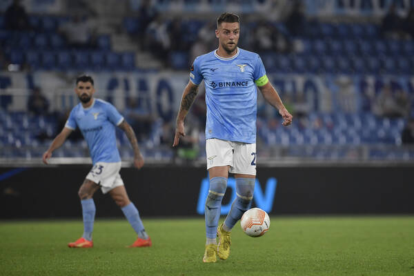 Lazio wydarło remis z drużyną z końca tabeli. Zdecydował gol w doliczony czasie [WIDEO]