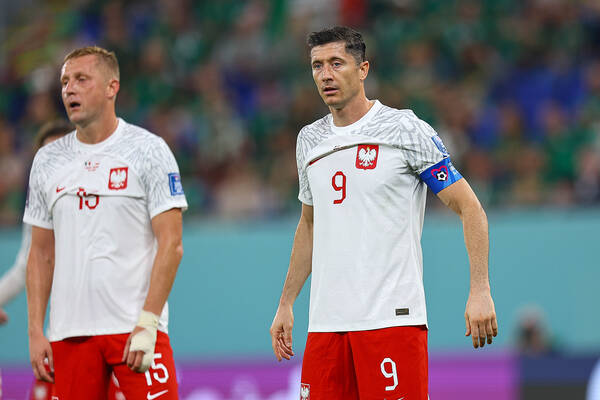 "Przepraszam". Robert Lewandowski poruszył kibiców w mediach społecznościowych. Tysiące głosów wsparcia