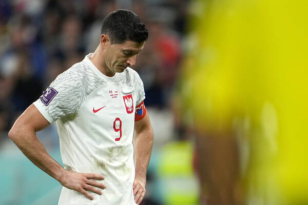 "Jeżeli będziemy z tego zadowoleni, to dobrze nie będzie". Gorzkie słowa legendy o reprezentacji Polski