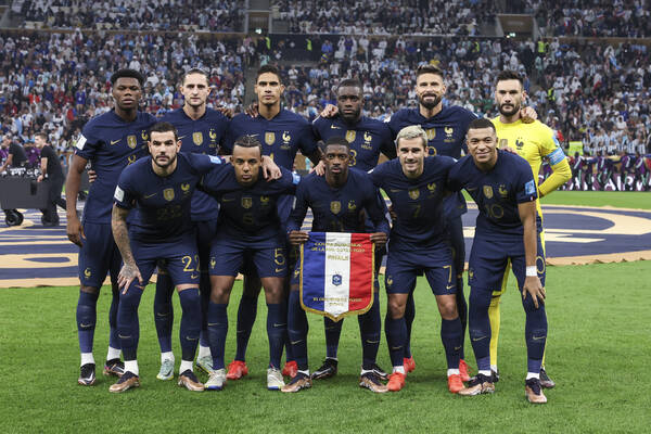 Mózg, płuca i oczy Francji. Nie chodzi o Mbappe. "Pod tym względem dorównał mu tylko Messi"