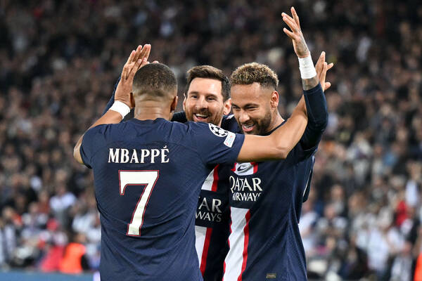 "Mbappe był zazdrosny o Messiego". Neymar ujawnił kulisy z szatni PSG