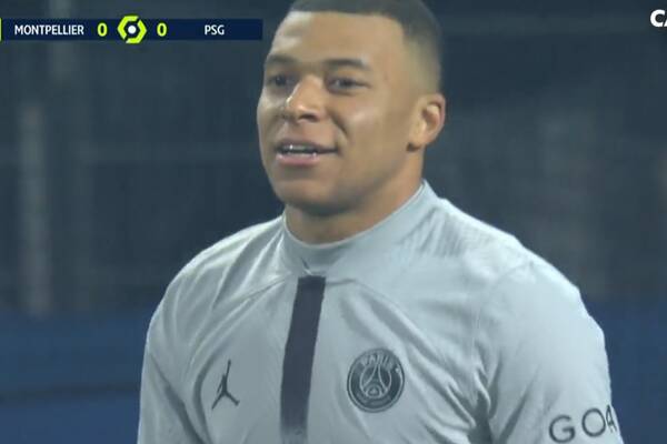 Koszmarny wieczór Kyliana Mbappe! Dwukrotnie zmarnował rzut karny i zszedł z boiska z kontuzją! [WIDEO]