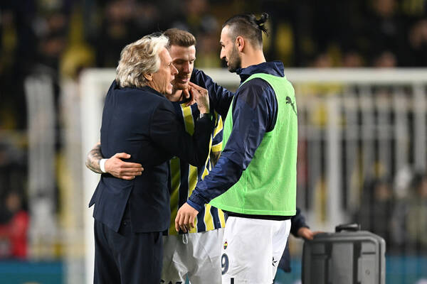 Media: Raków Częstochowa walczy o głośny transfer. Snajper Fenerbahce trafi do Ekstraklasy?