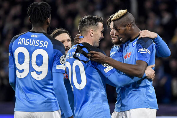 Kolejna asysta Piotra Zielińskiego! Idealne dogranie pomocnika Napoli do Victora Osimhena [WIDEO]
