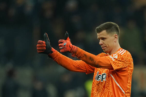 Wojciech Szczęsny po kolejnych badaniach. Reprezentant Polski uspokoił kibiców
