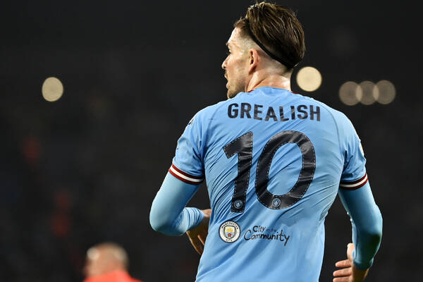Newcastle - Man City gdzie oglądać? Transmisja na żywo w TV i stream online z Premier League (13.01.2024)