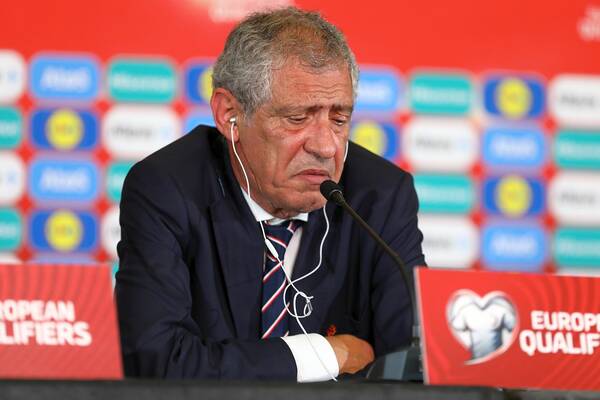 Media: Fernando Santos przyleciał do Polski. Zaskakujące informacje ws. byłego selekcjonera Media: Fernando Santos przyleciał do Polski. Zaskakujące informacje ws. byłego selekcjonera