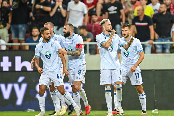 Lech Poznań - Górnik Zabrze gdzie oglądać? Transmisja na żywo w TV i stream online [PKO BP EKSTRAKLASA]