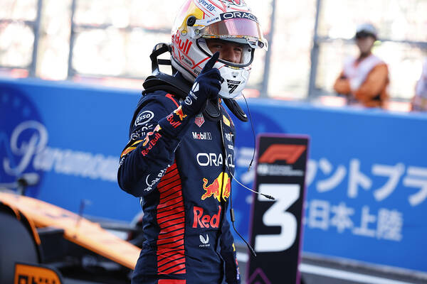 Max Verstappen wygrywa GP Meksyku! Kandydat do triumfu rozbił się na pierwszym zakręcie [WIDEO]