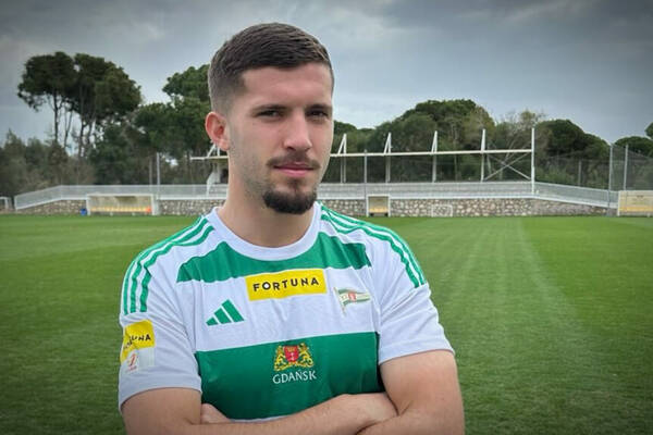 Wychowanek PSG zagra w Fortuna 1 Lidze. Lechia Gdańsk ogłosiła ciekawy transfer Wychowanek PSG zagra w Fortuna 1 Lidze. Lechia Gdańsk ogłosiła ciekawy transfer