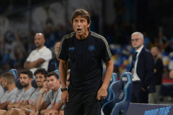 Sensacyjna decyzja Conte?! Gigant chce sprowadzić trenera Napoli